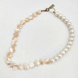 petite robe noire KURASHI&Trips PUBLISHING コットンパール＆マーブルシェル ネックレス ベージュ レディース プティローブノアー【中古】6-0110G∞