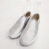 Clarks Glove Puppet グローブパペット シルバーレザー パンチングスリッポン 定価13200円 スリッポン シルバー レディース クラークス【中古】6-0208G◎