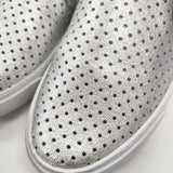 Clarks Glove Puppet グローブパペット シルバーレザー パンチングスリッポン 定価13200円 スリッポン シルバー レディース クラークス【中古】6-0208G◎