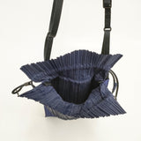 PLEATS PLEASE ISSEY MIYAKE プリーツ ショルダーポーチ ショルダーバッグ ブルー ネイビー レディース プリーツプリーズ【中古】5-1217G◎