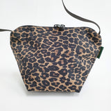 Herve Chapelier 2885F ナイロン舟型ショルダーバッグS パンサー レオパード ケアカード付き 定価32780円 ブラウン ブラック レディース エルベ・シャプリエ【中古】6-0118G♪