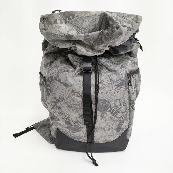 ear papillonner/BURLAP OUTFITTER 新品 ワオキツネザル柄 リュック