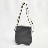 FRED PERRY Classic Side Bag 定価15400円 L8258 ショルダーバッグ ダークグリーン ユニセックス フレッドペリー【中古】6-0712G∞