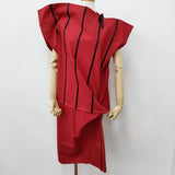 ISSEY MIYAKE 1325. 変形ワンピース IL11FH314 サイズ3 ワンピース レッド ブラック レディース イッセイミヤケ1325.【中古】6-0401S♪