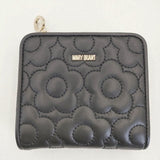 MARY QUANT レザー 定価16500円 キルトフォームデイジー ウォレット 羊革 二つ折り財布 ブラック レディース マリークヮント【中古】6-0628G∞