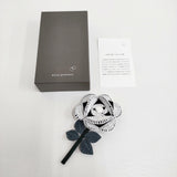 mina perhonen 新品 ruusu 定価26400円 aes7832 コサージュ ブローチ 26SS ホワイト ブラック レディース ミナペルホネン【中古】6-0603G♪