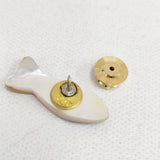 Classic Ko クラシックコー 漆工芸大下香仙工房 Fish pin フィッシュピン 魚 蒔絵 ピンバッジ ブローチ イエロー ホワイト レディース【中古】6-0626G♪