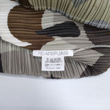 PLEATS PLEASE ISSEY MIYAKE プリーツ加工 半袖ブラウス プルオーバー レインプリント 雫 サイズ3 ポリエステル 半袖Ｔシャツ カットソー カーキ グレー レディース プリーツプリーズ【中古】6-0721S△