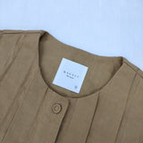 MAGALI スラブコットンリネンタックジャケット ノーカラー マロン 定価31900円 ジャケット キャメル レディース マガリ【中古】6-0910M∞