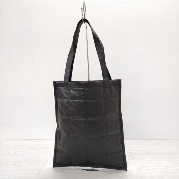 YOKE 22AW 新品 QUILTED LEATHER TOTE BAG 定価31900円 レザートートバッグ シープスキン トートバッグ ブラック レディース ヨーク【中古】3-0523G◎#