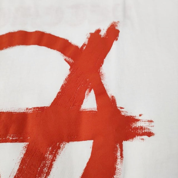 VETEMENTS ANARCHY GOTHIC LOGO T-SHIRT アナーキー UE51TR640W