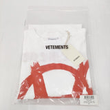 VETEMENTS ANARCHY GOTHIC LOGO T-SHIRT アナーキー UE51TR640W 定価53900円 サイズS 半袖Ｔシャツ カットソー ホワイト オレンジ メンズ ヴェトモン【中古】3-0709S◎