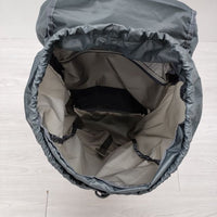 Karrimor 新品 mars top load 27 定価11880円 バックパック リュック Gravity Gray リュック・デイパック グレー メンズ カリマー【中古】4-1012G◎