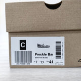 Clarks 新品 Freckle Bar スウェード サイズUK7 ワンストラップ フラット シューズ・靴 ブラウン レディース クラークス【中古】3-1109T◎