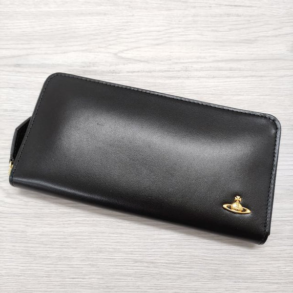 爆買い人気未使用 Vivienne Westwood 長財布 黒 オーブ フラップ 財布